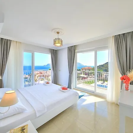 Villa Rueya Kas,peninsula With Lawn Garden