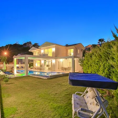 Villa Rueya Kas,peninsula With Lawn Garden Kas