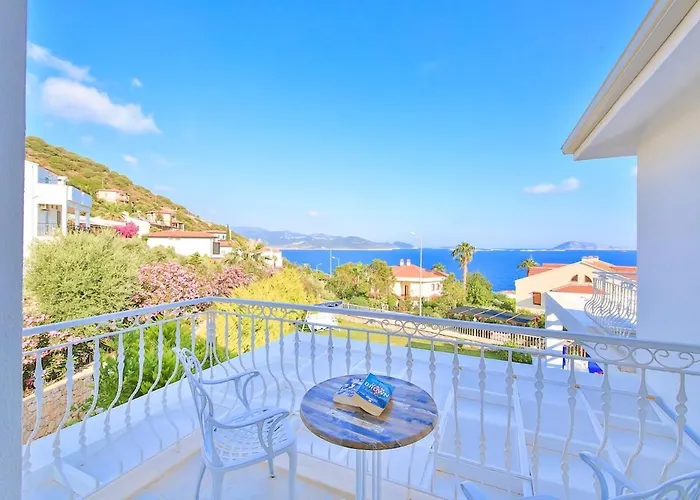 Villa Rueya Kas,peninsula With Lawn Garden Kas
